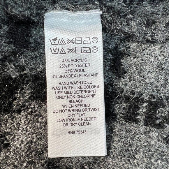 Tahari Cardigan Sweater 1X Women Black Gray‎ Knit Wool Blend Longline Button - Picture 11 of 11